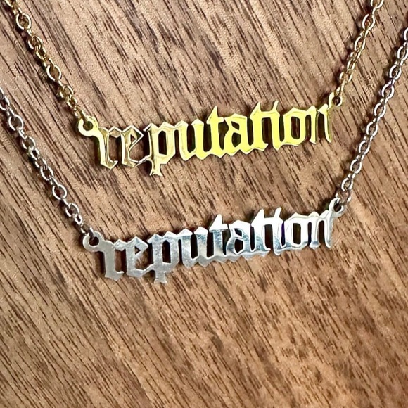 REPUTATION ERA ready! Amazing reputation gothic letter necklace! Gold & silver - Picture 1 of 8